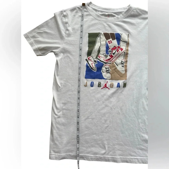 Jordan courtyard Boys T-shirt Size XL - Picture 2 of 6